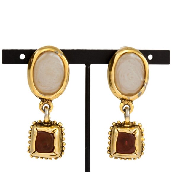 CHANEL Gold Pearl Earrings - Picture 1 of 6